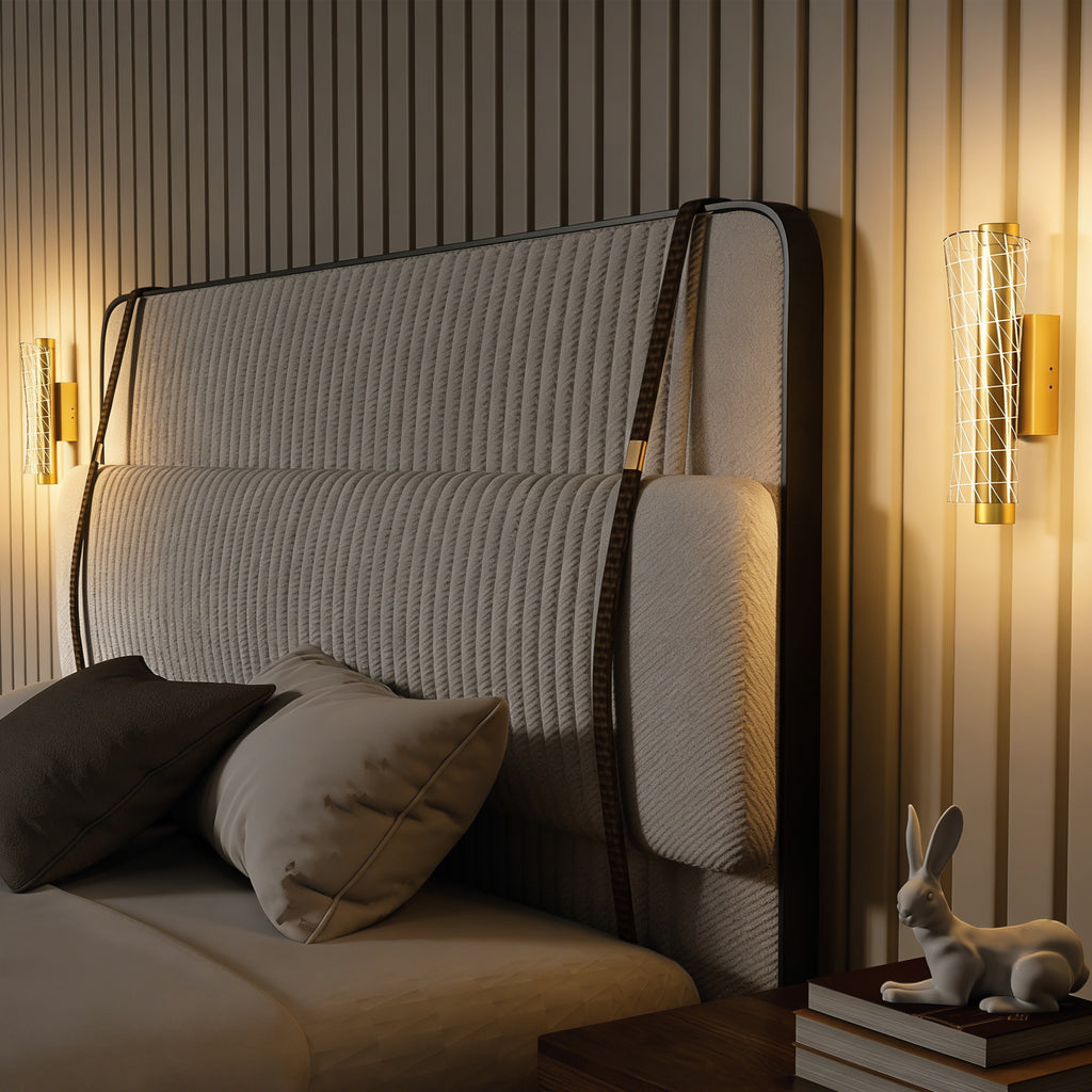 Wall Light Modern LED Geometric Mesh Wall Sconce - Gold Tone