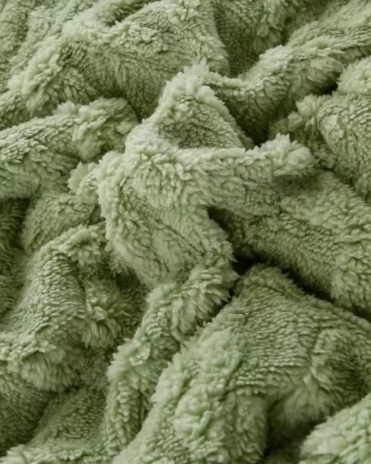 Ultra-Soft Faux Sheepskin Throw Blanket