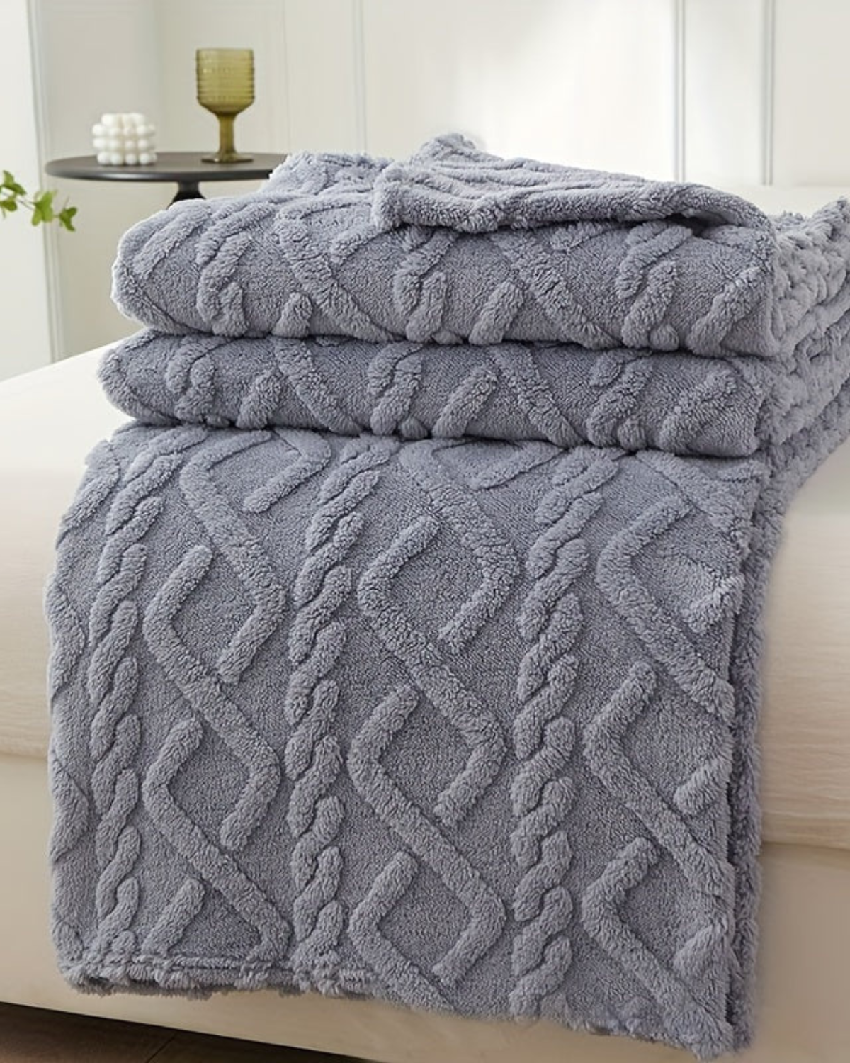 Ultra-Soft Faux Sheepskin Throw Blanket