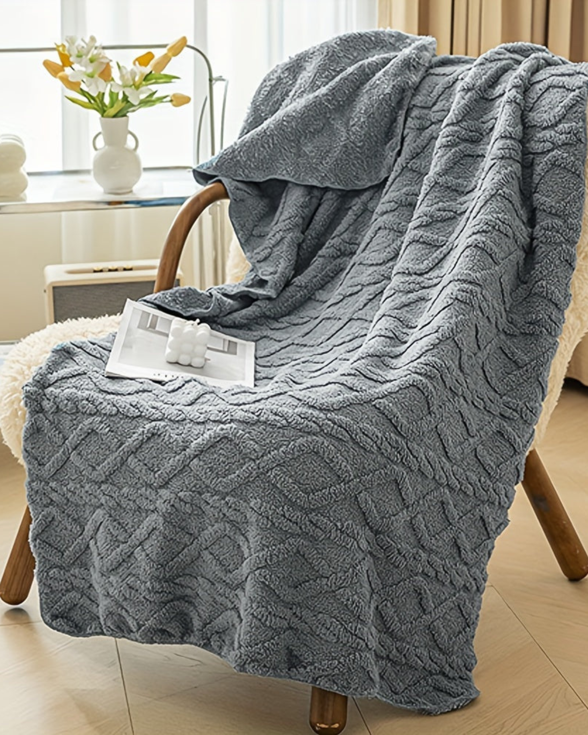 Ultra-Soft Faux Sheepskin Throw Blanket