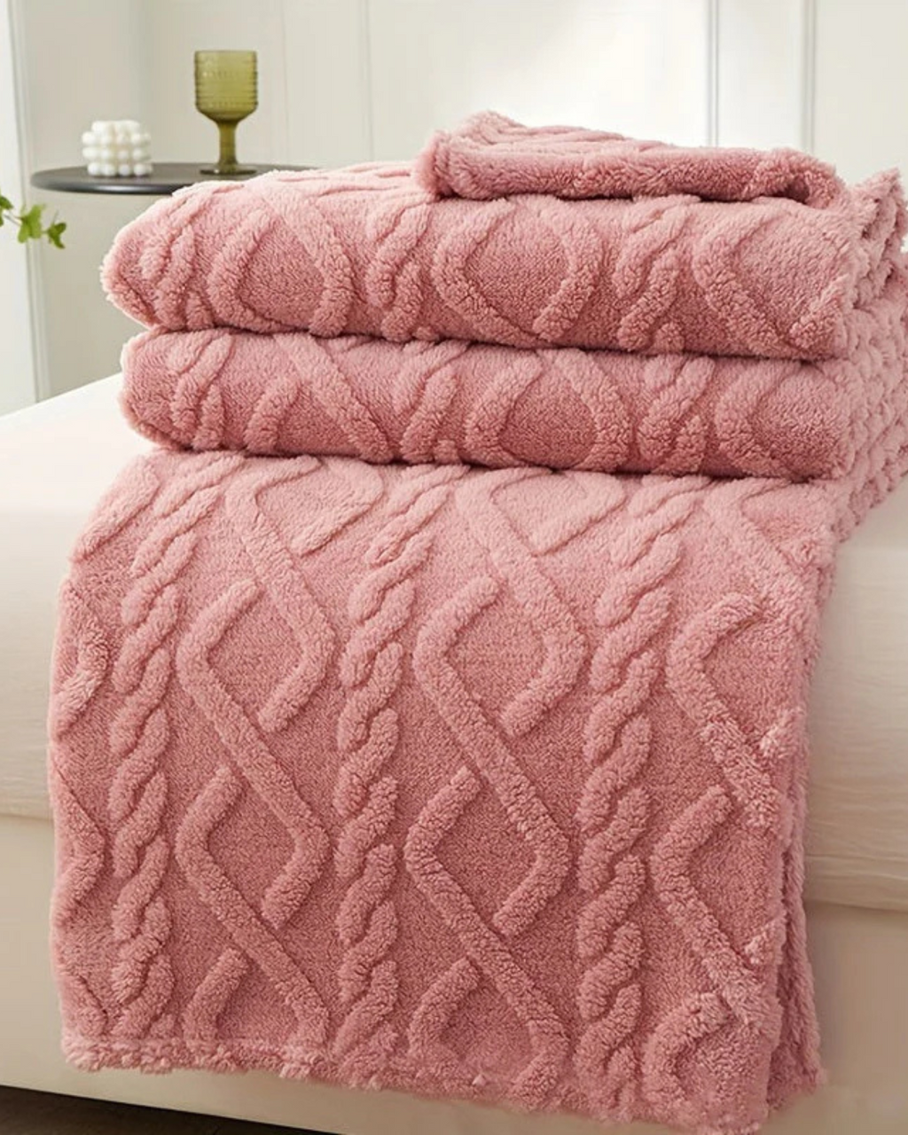 Ultra-Soft Faux Sheepskin Throw Blanket