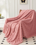 Ultra-Soft Faux Sheepskin Throw Blanket