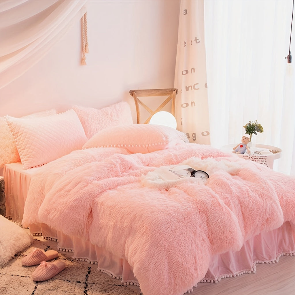Plush Velvet Bedding Set with Pompom Trim