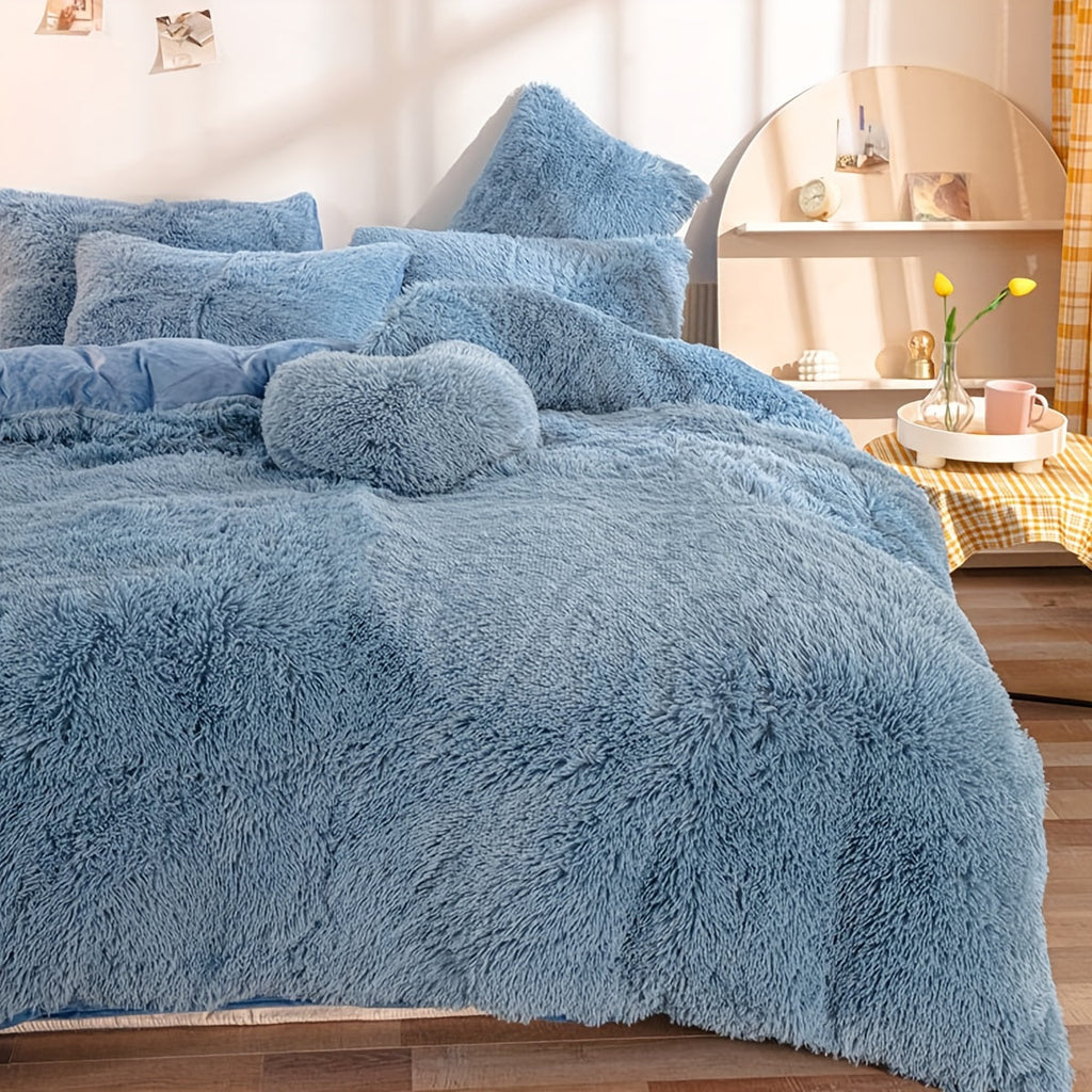 Plush Velvet Bedding Set with Pompom Trim