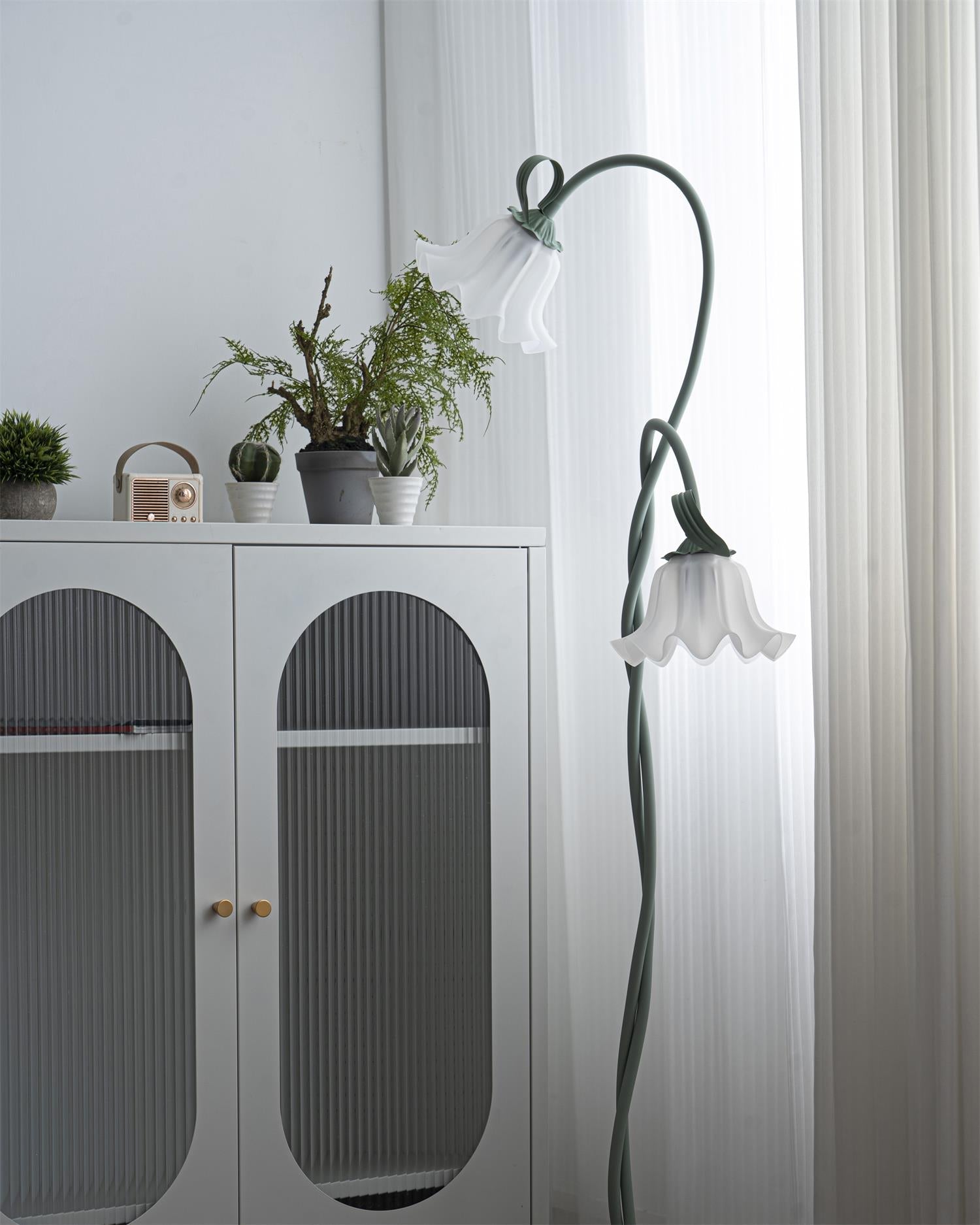 Calla Flower Floor Lamp