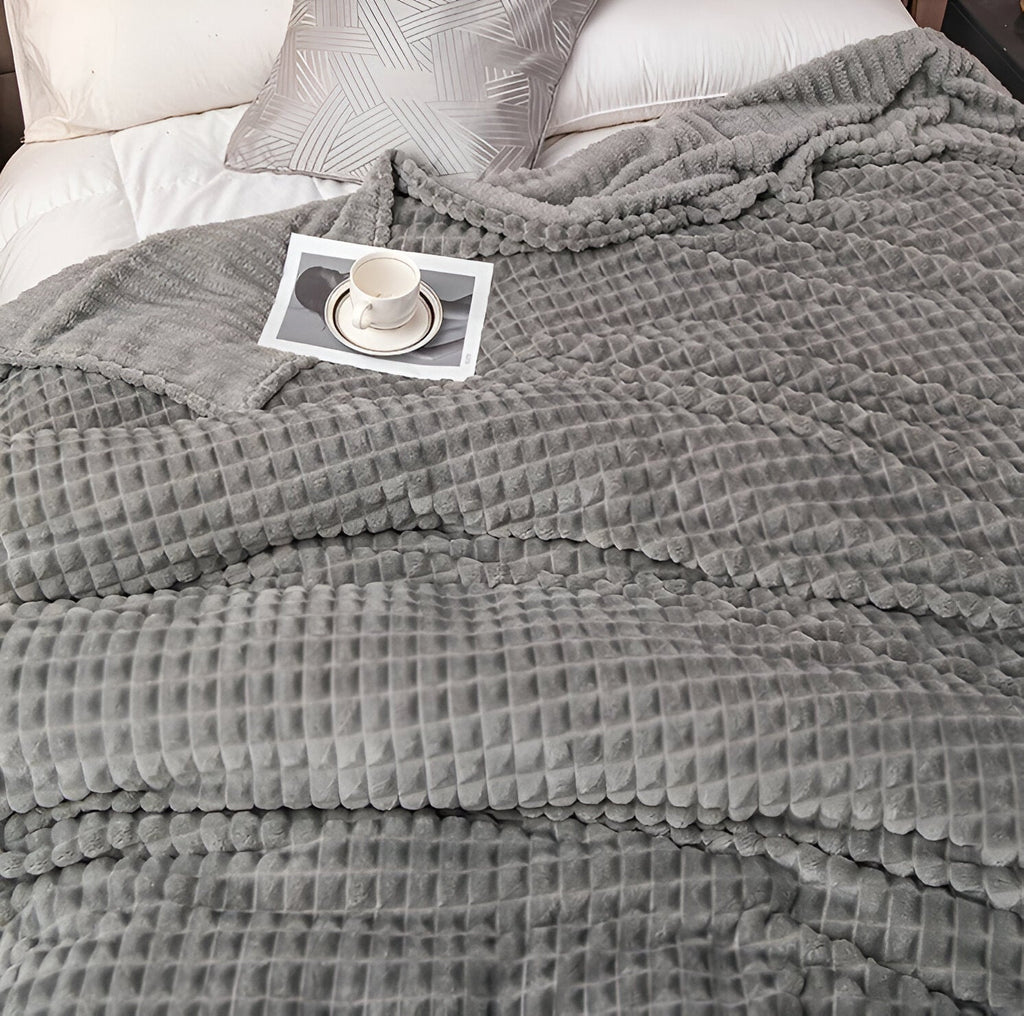 Ultra-Fluffy Plaid Coral Fleece Blanket