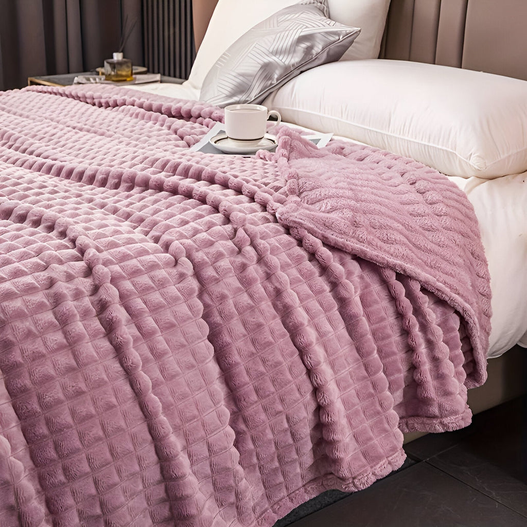 Ultra-Fluffy Plaid Coral Fleece Blanket