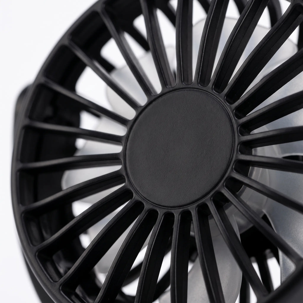 Portable Clip-On Misting Fan for Outdoor Cooling and Comfort