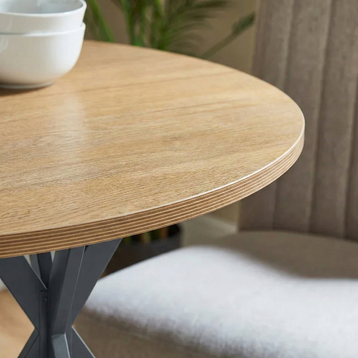 Industrial Round Dining Table with Cross Legs Oak