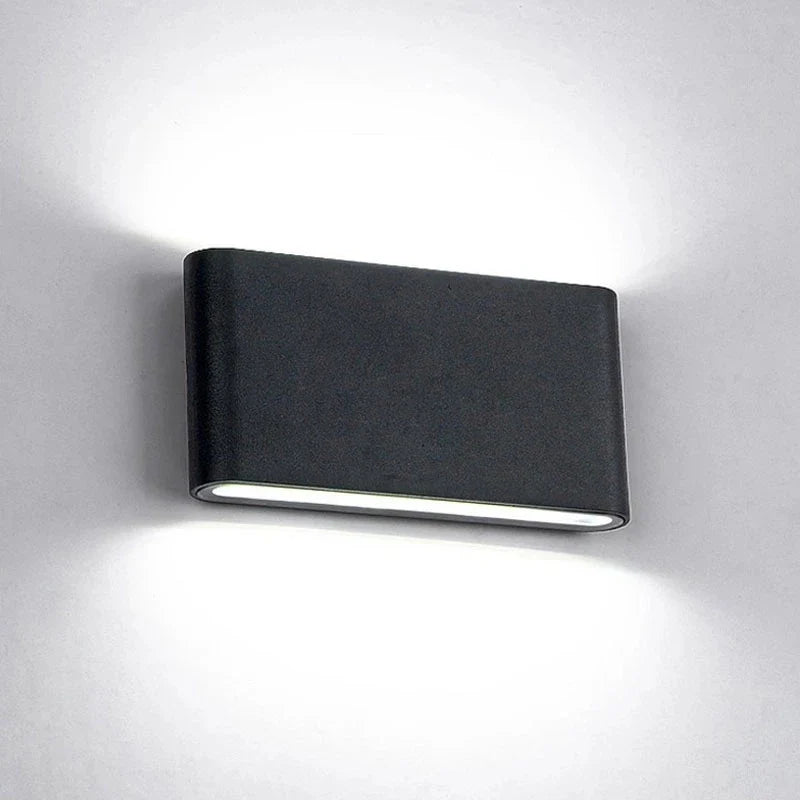 AeroBeam Waterproof Outdoor Wall Light in Durable Aluminium
