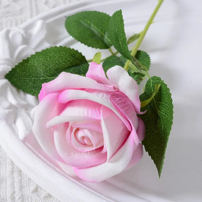 20-Piece Velvet Silk Rose Bouquet