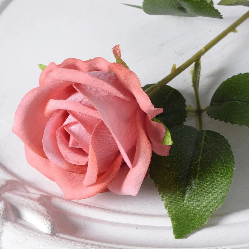 20-Piece Velvet Silk Rose Bouquet