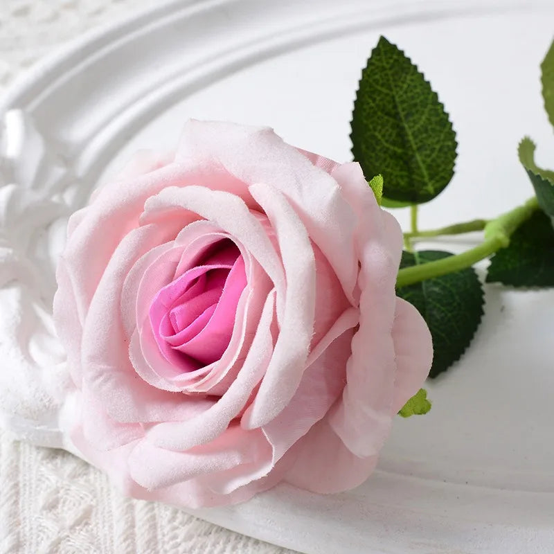 20-Piece Velvet Silk Rose Bouquet