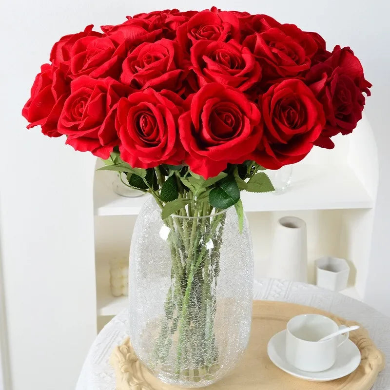 20-Piece Velvet Silk Rose Bouquet