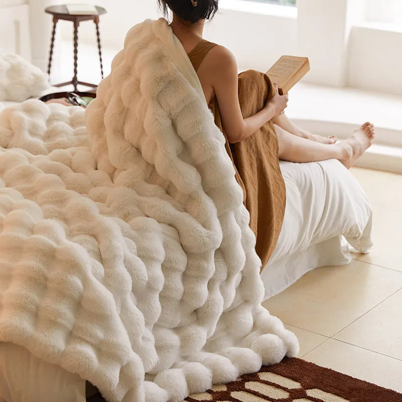 Luxury Cloud-Soft Winter Throw Blanket with Textured Finish