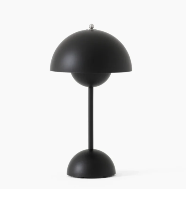Modern Touch Table Lamp with Scandinavian Curves