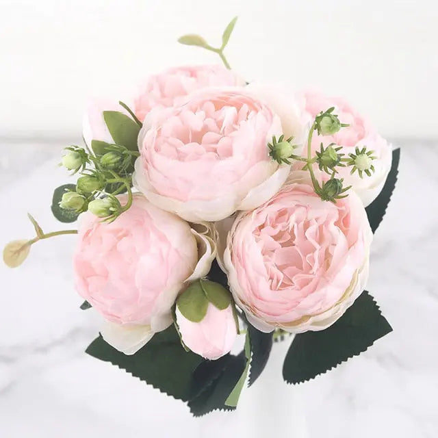 Silky Rose & Baby’s Breath Bouquet