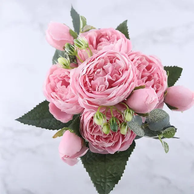 Silky Rose & Baby’s Breath Bouquet