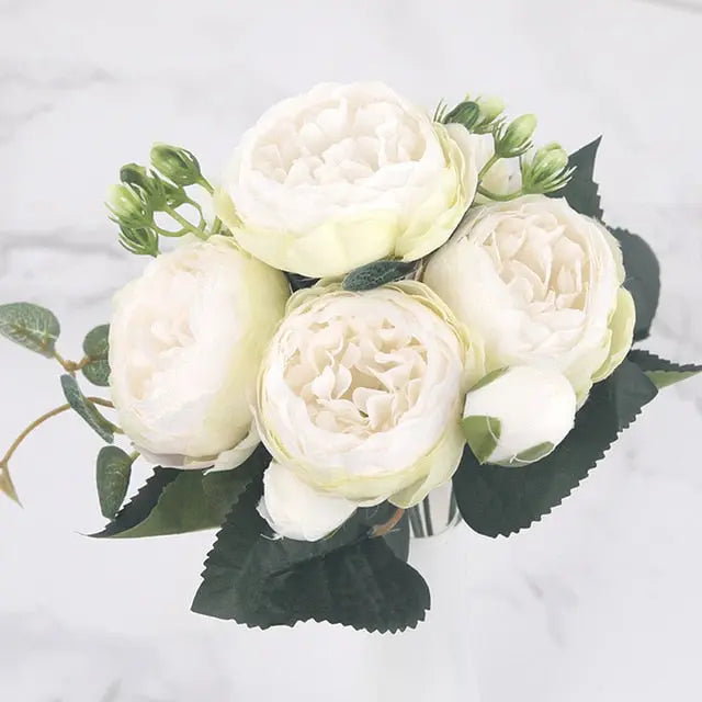Silky Rose & Baby’s Breath Bouquet