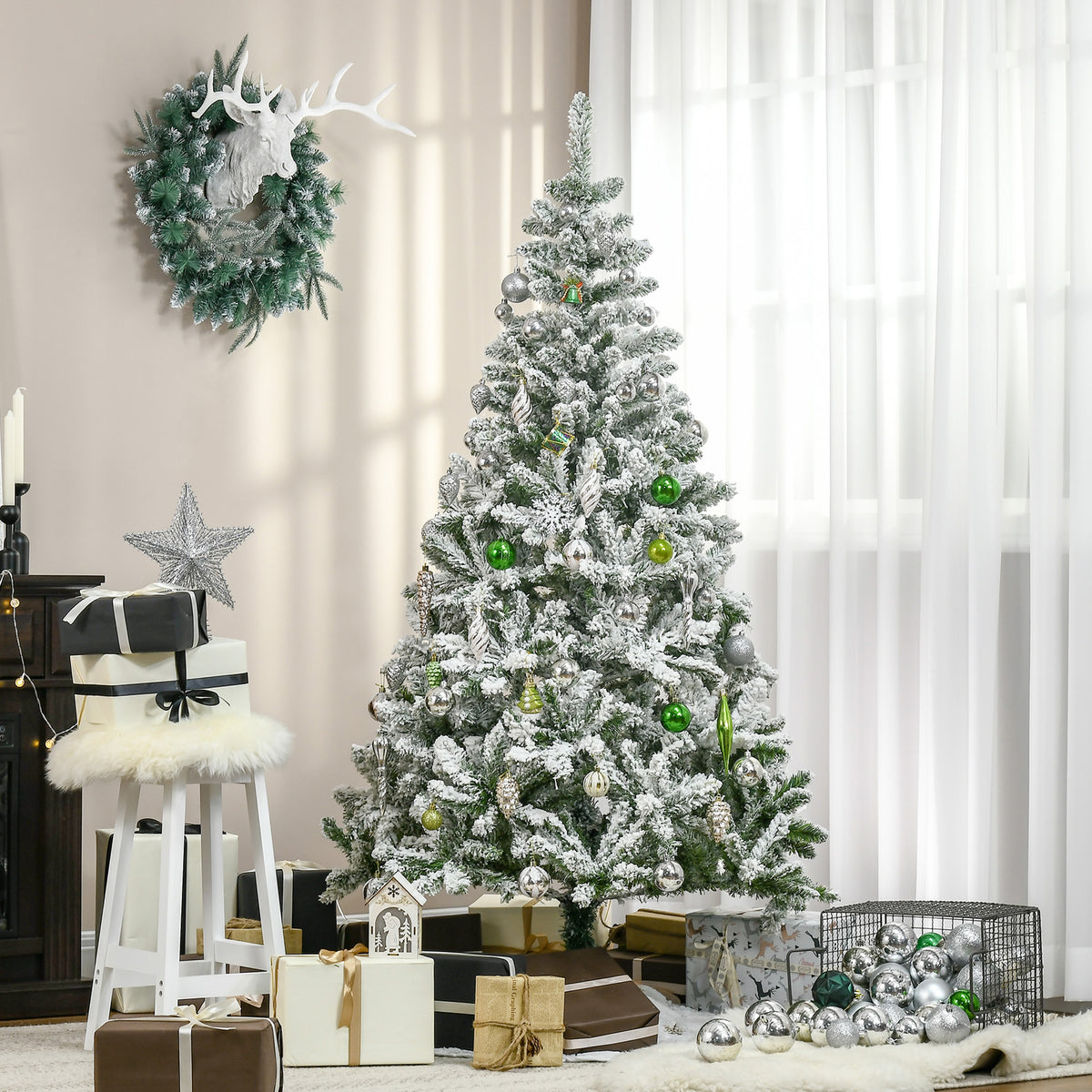 6ft Snow Flocked Artificial Christmas Tree with 750 Branches