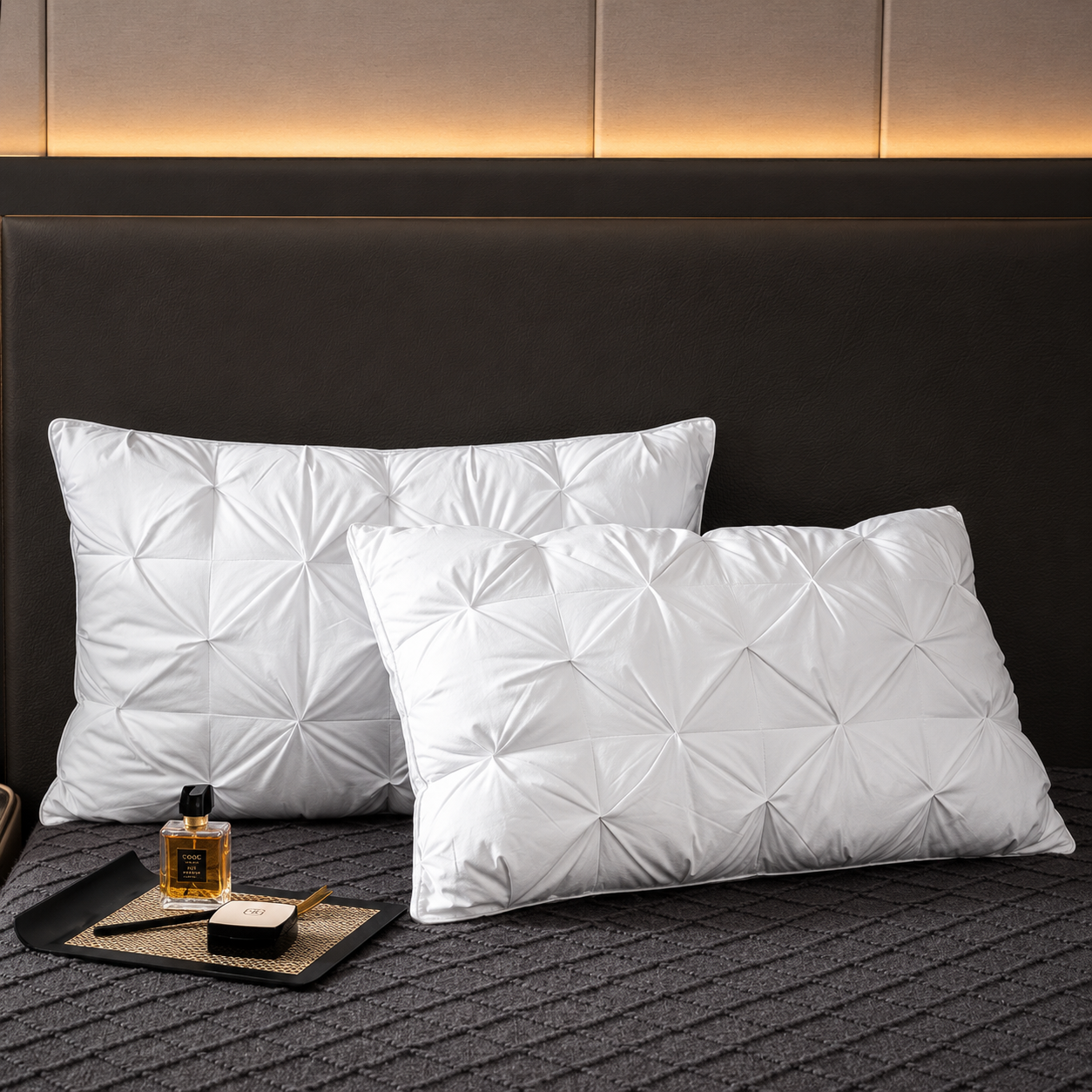 Luxury Diamond-Quilted Hotel Pillow with Memory Support