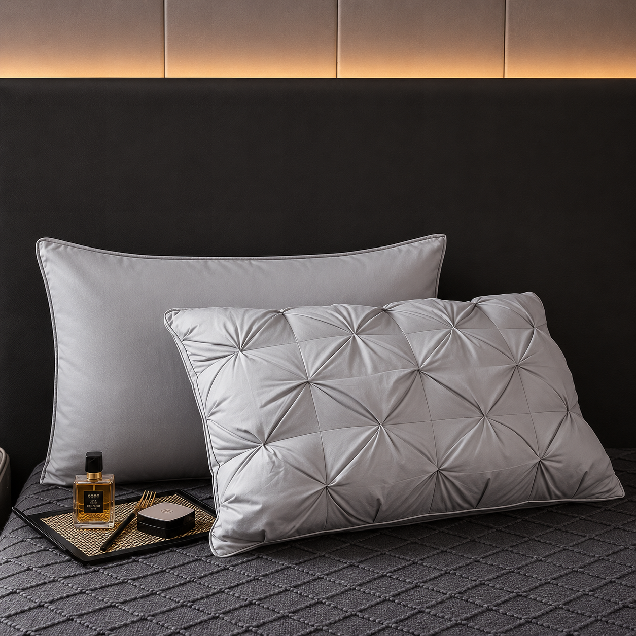 Luxury Diamond-Quilted Hotel Pillow with Memory Support