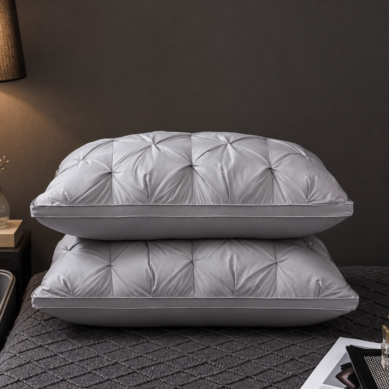Luxury Diamond-Quilted Hotel Pillow with Memory Support