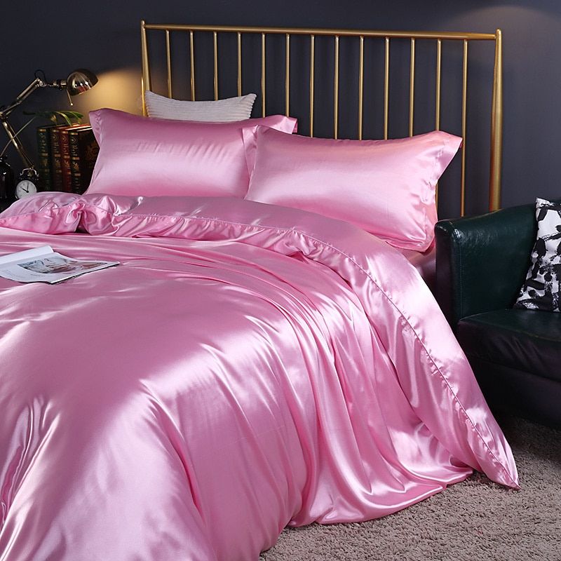 Luxury Pure Silk Bedding Set with Breathable Finish