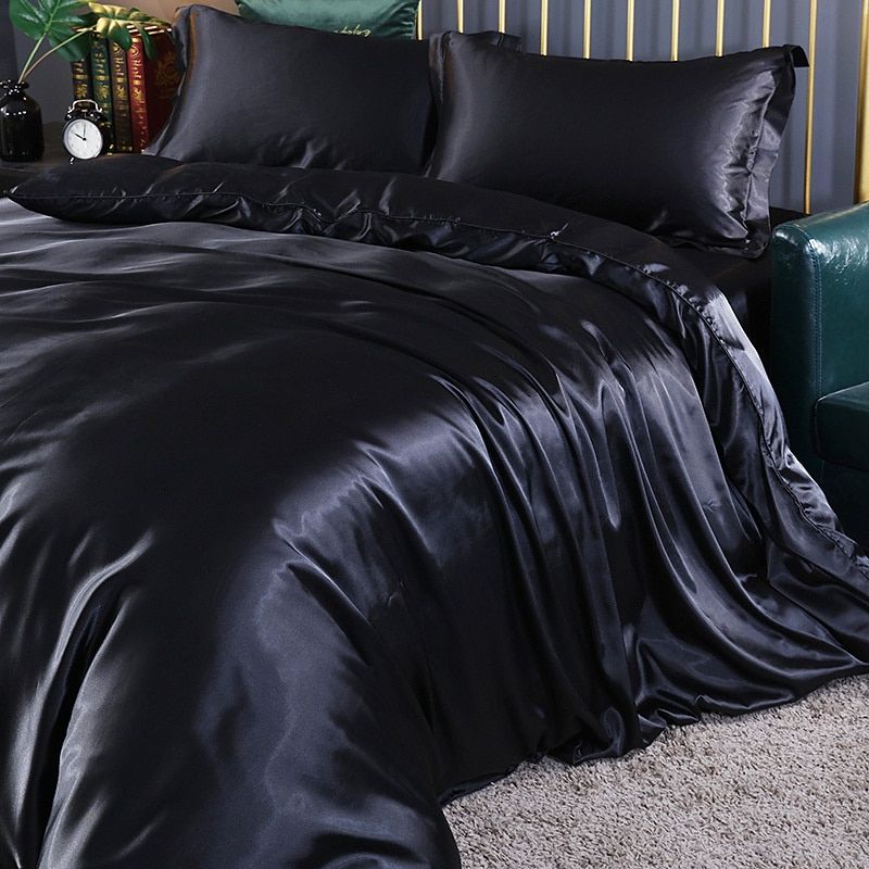 Luxury Pure Silk Bedding Set with Breathable Finish
