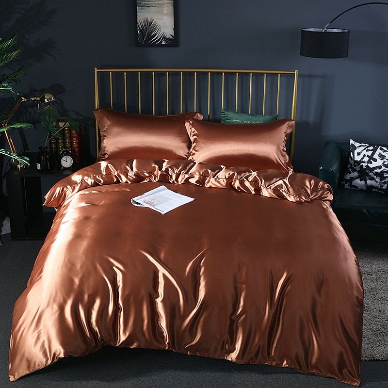 Luxury Pure Silk Bedding Set with Breathable Finish