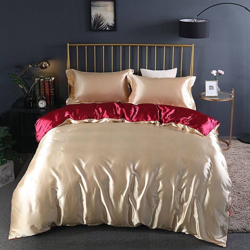Luxury Pure Silk Bedding Set with Breathable Finish