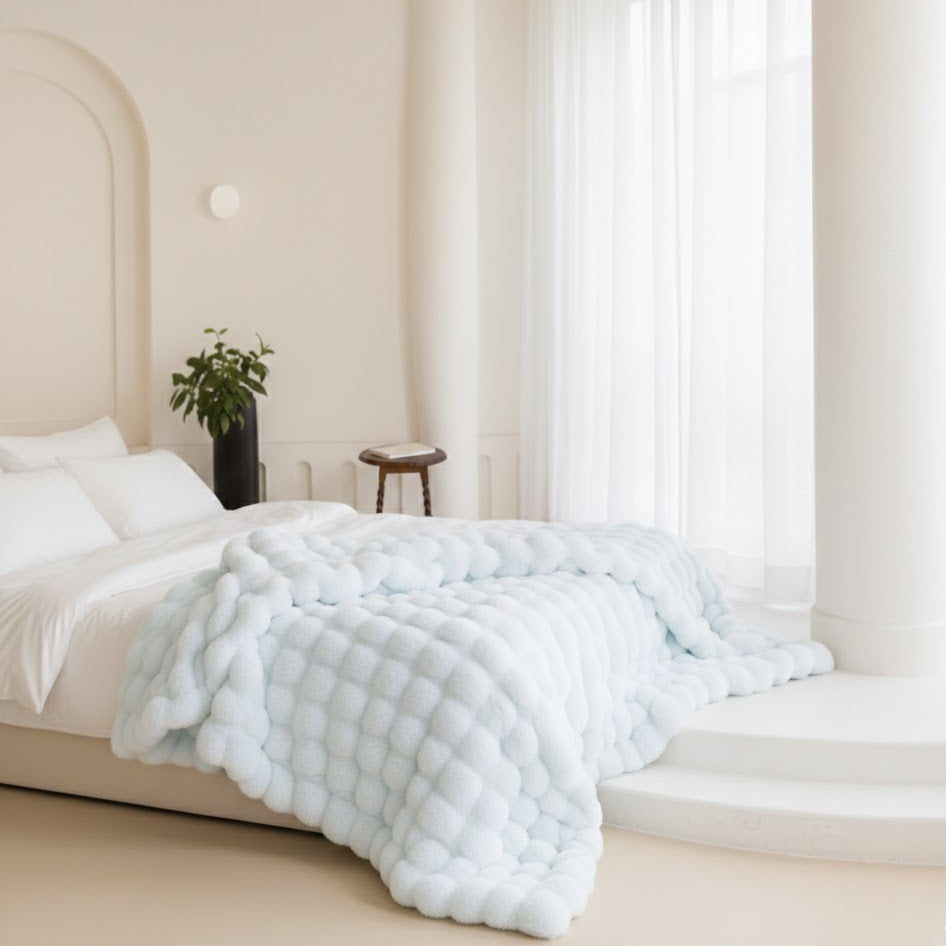 Luxury Cloud-Soft Winter Throw Blanket with Textured Finish